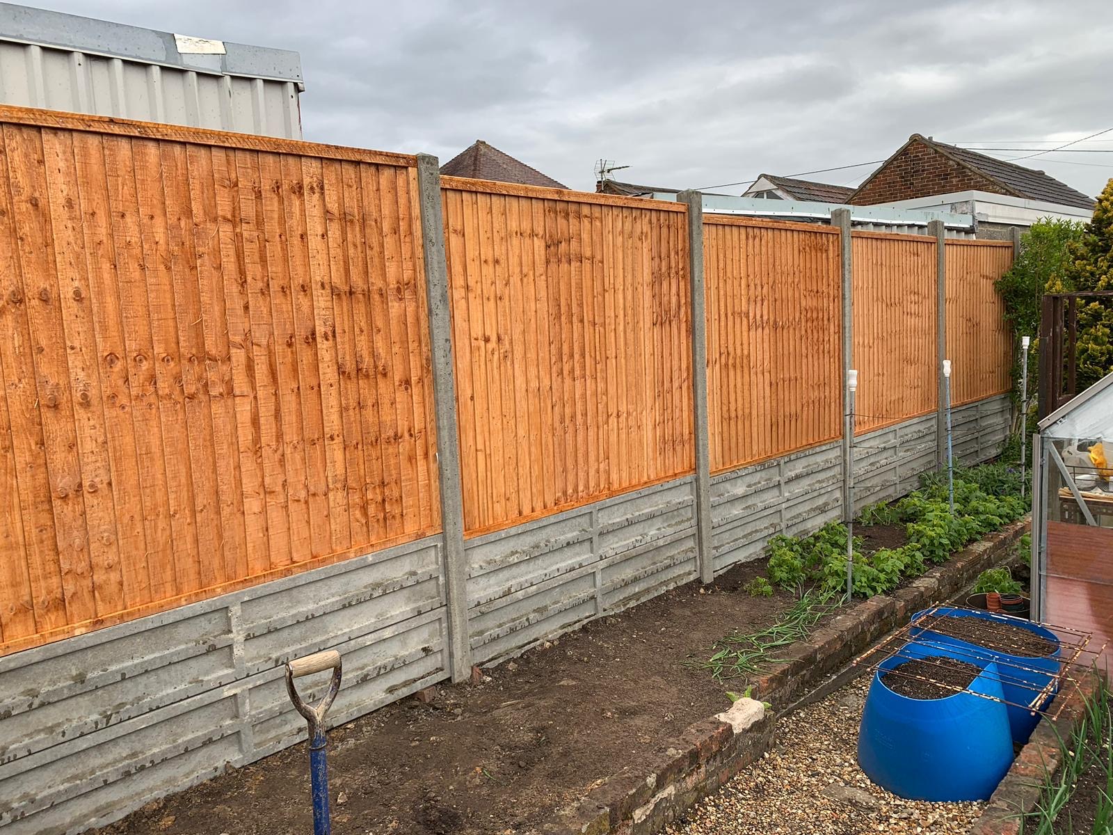 Garden Wall & Pillars